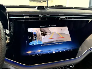MERCEDES-BENZ E 300 e AMG Line Superscreen 4DBurmester Night