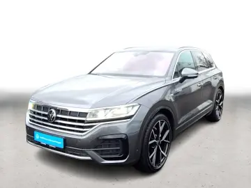 VW Touareg R-Line V6 TDI tiptronic AHK ACC PANO NAV