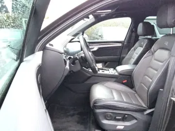 VW Touareg R-Line V6 TDI tiptronic AHK ACC PANO NAV