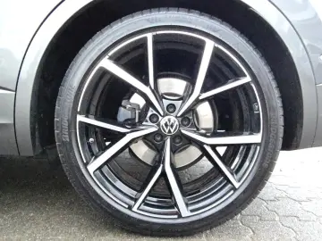VW Touareg R-Line V6 TDI tiptronic AHK ACC PANO NAV