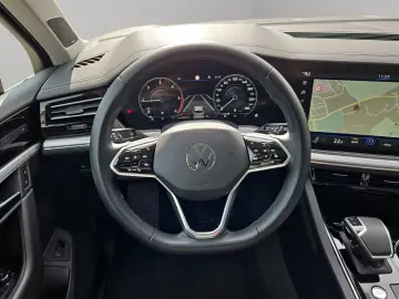 VW Touareg Elegance 4Motion 3.0 V6 TDI AHK HUD Navi