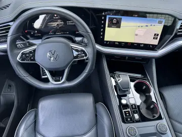 VW Touareg 4M R-Line Black NAV LED PANO AHK 360  VC