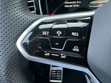 VW Touareg 4M R-Line Black NAV LED PANO AHK 360  VC