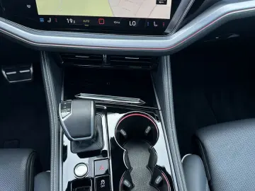 VW Touareg 4M R-Line Black NAV LED PANO AHK 360  VC