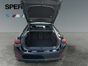 BMW 420d M Sportpaket Glasdach Harman Kardon Head Up
