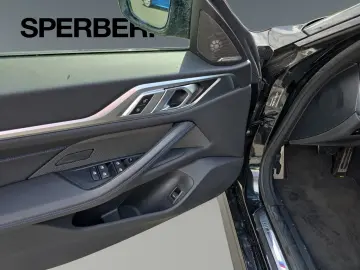 BMW 420d M Sportpaket Glasdach Harman Kardon Head Up