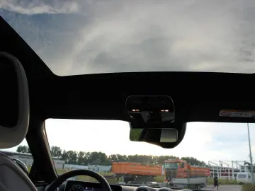 MERCEDES-BENZ C 300 AMG AHK MBUX PANO 360 AMBIENTE NIGHT