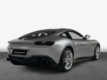 FERRARI Roma