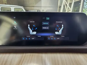 DFSK Forthing 4 Yacht
