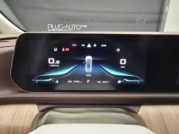 DFSK Forthing 4 Yacht