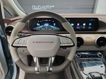 DFSK Forthing 4 Yacht
