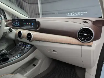 DFSK Forthing 4 Yacht