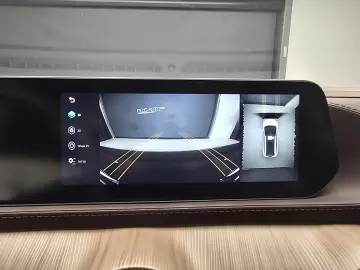 DFSK Forthing 4 Yacht