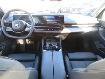 BMW 520 520 Diesel Automatik NEUES MODEL