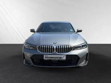 BMW 320d xDrive M Sport AHK Stop&Go Head-Up