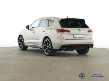 VW Touareg 3.0 V6 TSI 4MOTION R-LINE PANO AHK AREA