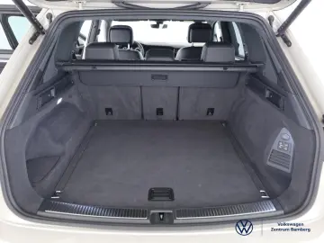 VW Touareg 3.0 V6 TSI 4MOTION R-LINE PANO AHK AREA