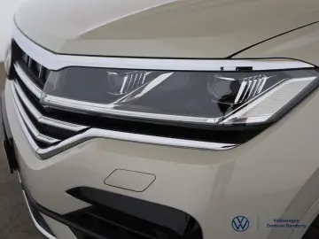VW Touareg 3.0 V6 TSI 4MOTION R-LINE PANO AHK AREA