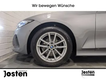 BMW 318 i LED CarPlay Innovation 360  Live Cockpit