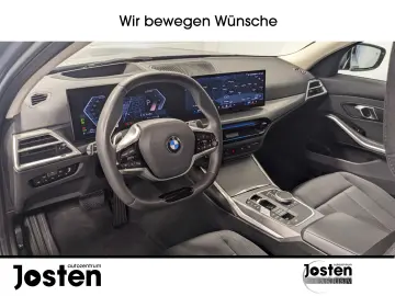 BMW 318 i LED CarPlay Innovation 360  Live Cockpit