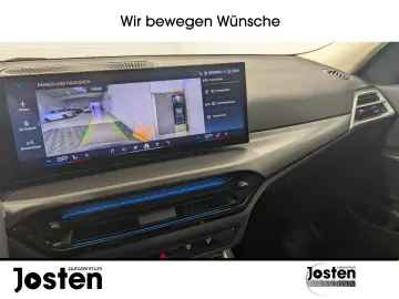 BMW 318 i LED CarPlay Innovation 360  Live Cockpit