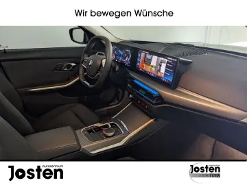 BMW 318 i LED CarPlay Innovation 360  Live Cockpit