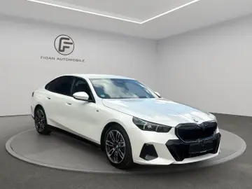 BMW 520d Lim. M Sport 360 H&K HUD Gestik Memo Shadow