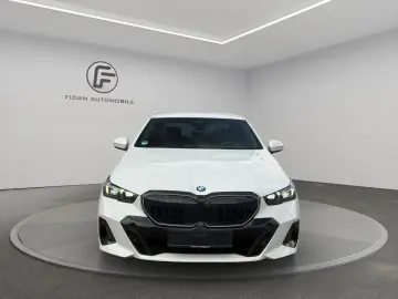 BMW 520d Lim. M Sport 360 H&K HUD Gestik Memo Shadow