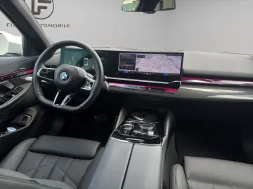 BMW 520d Lim. M Sport 360 H&K HUD Gestik Memo Shadow