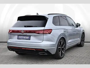 VW Touareg 3.0 l V6 TDI 4MOTION R-Line Black Style