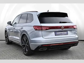 VW Touareg 3.0 l V6 TDI 4MOTION R-Line Black Style