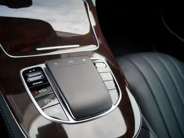 MERCEDES-BENZ E 450 4M DISTR BURMESTER 360  MEMORY VOLLLEDER