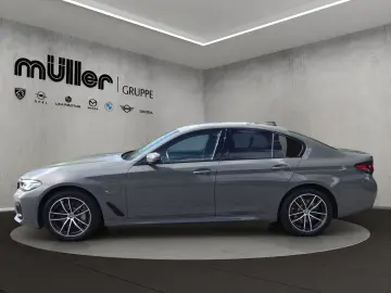 BMW 530e xDrive LIMOUSINE M SPORT LED AHK HIFI