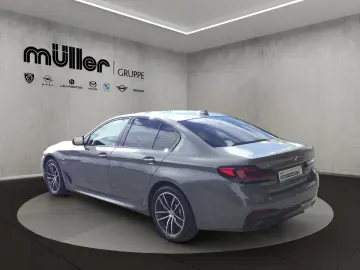BMW 530e xDrive LIMOUSINE M SPORT LED AHK HIFI