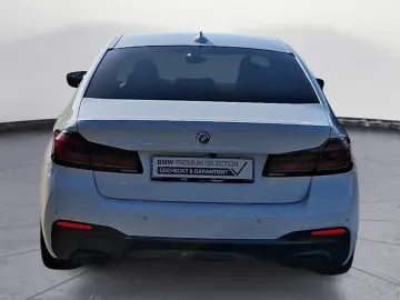 BMW 520d M SPORT Head-Up Driving Assistant Harman Ka