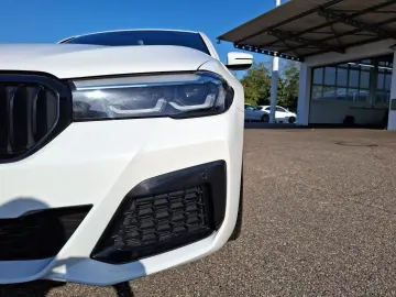 BMW 520d M SPORT Head-Up Driving Assistant Harman Ka