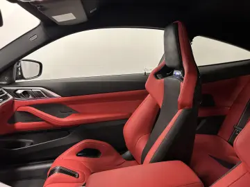 BMW M4 Competition Coupé Carbon-Keramik-Bremse . PA.