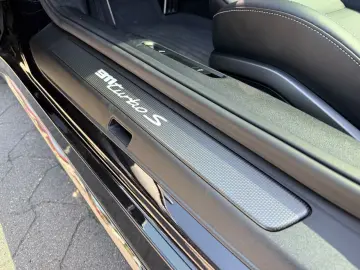PORSCHE 911 992 TURBO S