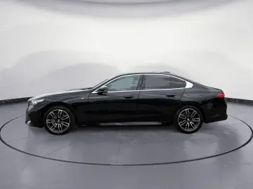 BMW 520d xDrive Limousine M Sportpaket Komfortsitze