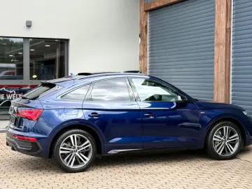 AUDI Q5 quattro S-Line MATRIX AHK Pano Luft MASSAGE