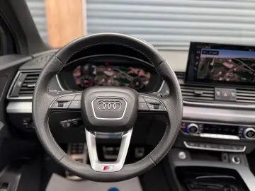 AUDI Q5 quattro S-Line MATRIX AHK Pano Luft MASSAGE