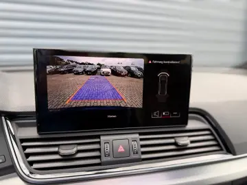 AUDI Q5 quattro S-Line MATRIX AHK Pano Luft MASSAGE