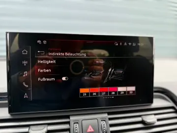 AUDI Q5 quattro S-Line MATRIX AHK Pano Luft MASSAGE