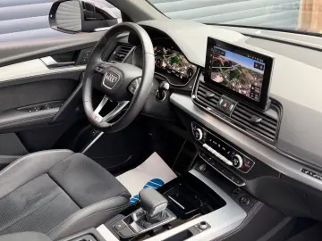 AUDI Q5 quattro S-Line MATRIX AHK Pano Luft MASSAGE