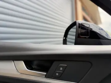 AUDI Q5 quattro S-Line MATRIX AHK Pano Luft MASSAGE
