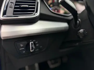 AUDI Q5 quattro S-Line MATRIX AHK Pano Luft MASSAGE