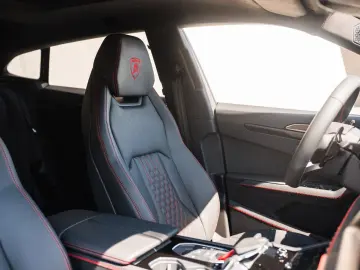 LAMBORGHINI Urus 4.0 V8 PHEV SE