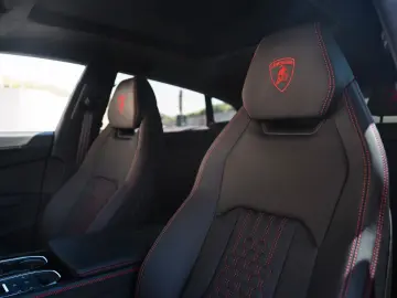LAMBORGHINI Urus 4.0 V8 PHEV SE
