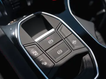 LAMBORGHINI Urus 4.0 V8 PHEV SE