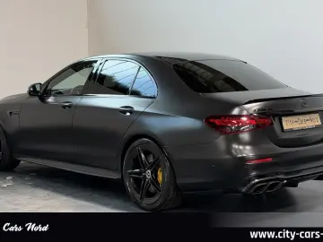 MERCEDES-BENZ E 63S AMG 4M  PERF.SITZ 360  PANO MULTIBEAM